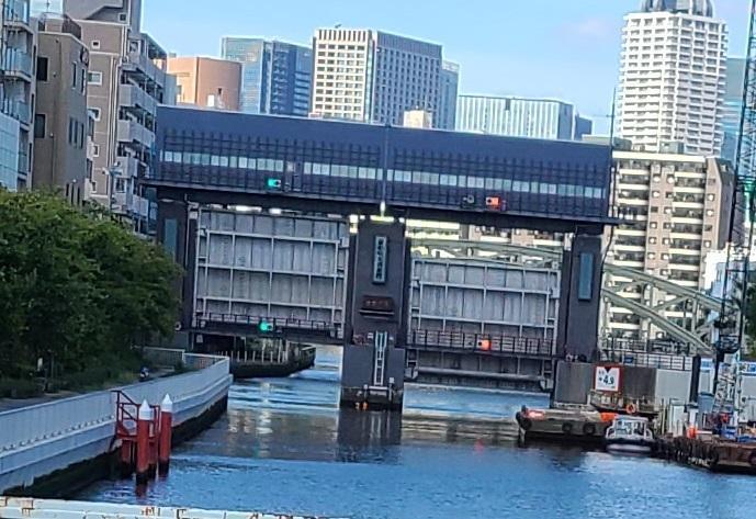 A cruise where you can experience the passage like the Ogibashi Lock Panama Canal in two places at a time! ? (Depart from Nihonbashi Pier ♪)