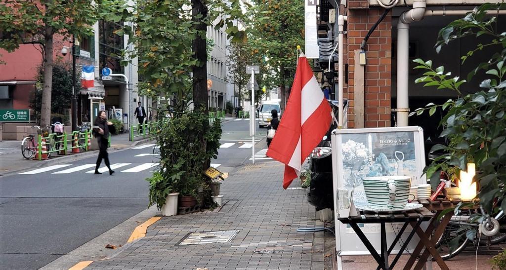  Grape juice is very popular.
＠ Nihonbashi Ningyocho Gumundner Shop