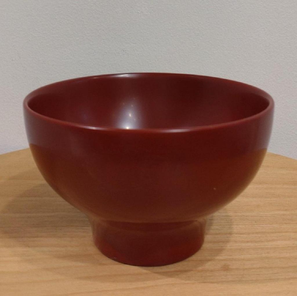 Free bowl
9,000 yen Ariko Horiuchi Lacquer Exhibition
　　~ Nihonbashi Kiya Main Store izutuki~