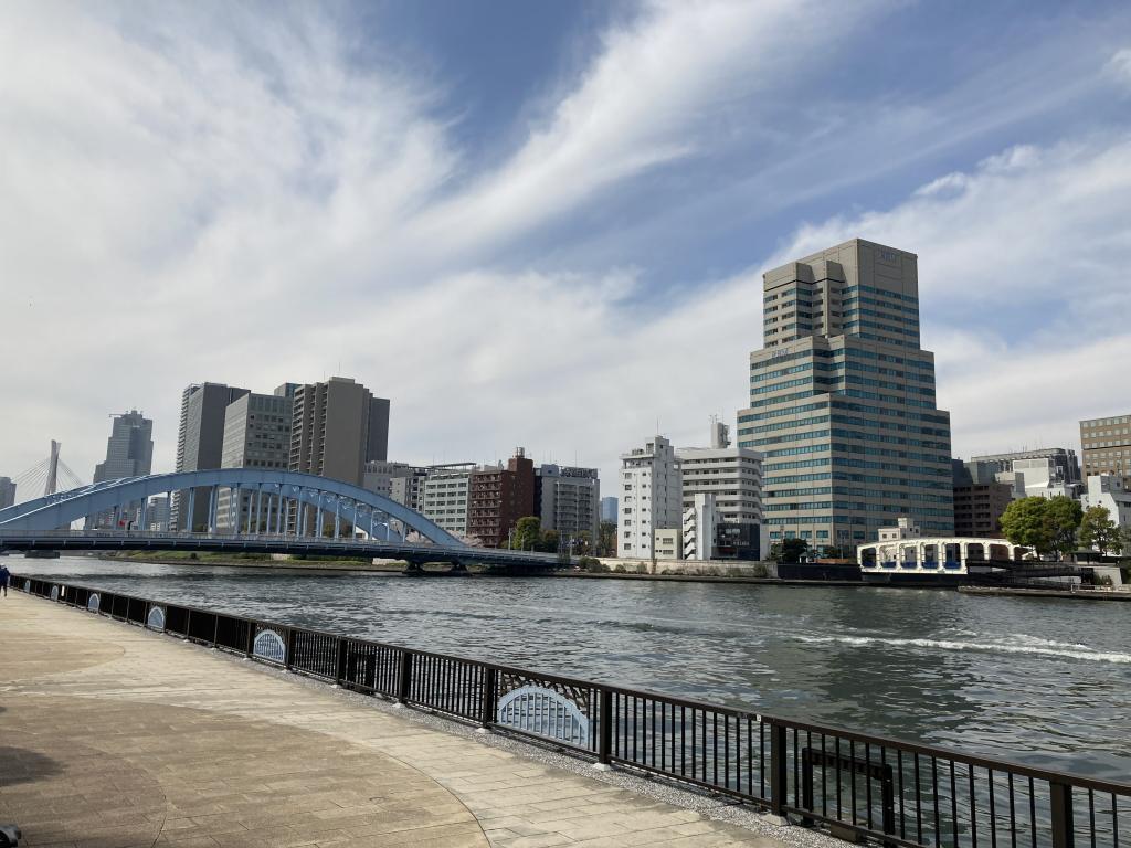 Eitai Bridge, Chuo-ku, which can be seen from the Edo Famous Zoukai, which faces Eitai Bridge from the Koto-ku side.　
