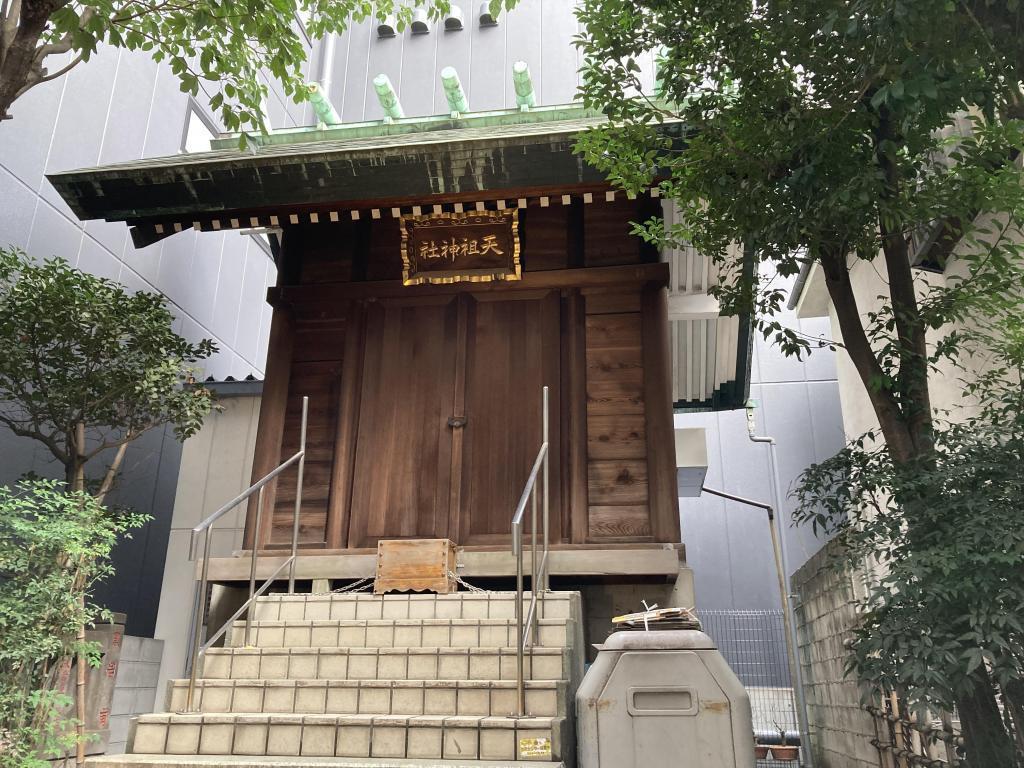 Light up! Isobe Daijingu Shrine, Chuo-ku, which can be seen from the Edo Famous Zoukai
