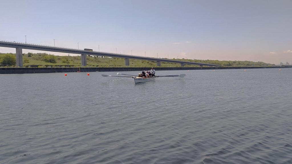 Watch the waterside Waseda-Keio Regatta 2023 vs. School Eight in the morning