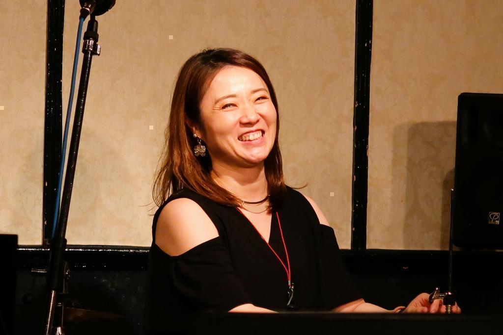 Hitomi Aikawa on the 48th anniversary of Percussion! Long-established JAZZ CLUB "Ginza Swing" Get intoxicated with Jazz on Ginza Ins 2-2F