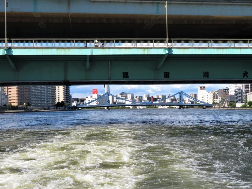  Break during the rainy season ... 100 years from the "Hamarikyu" Earthquake by water bus from "Asakusa" ... Enjoy the Sumida River and the strong and beautiful bridge gently