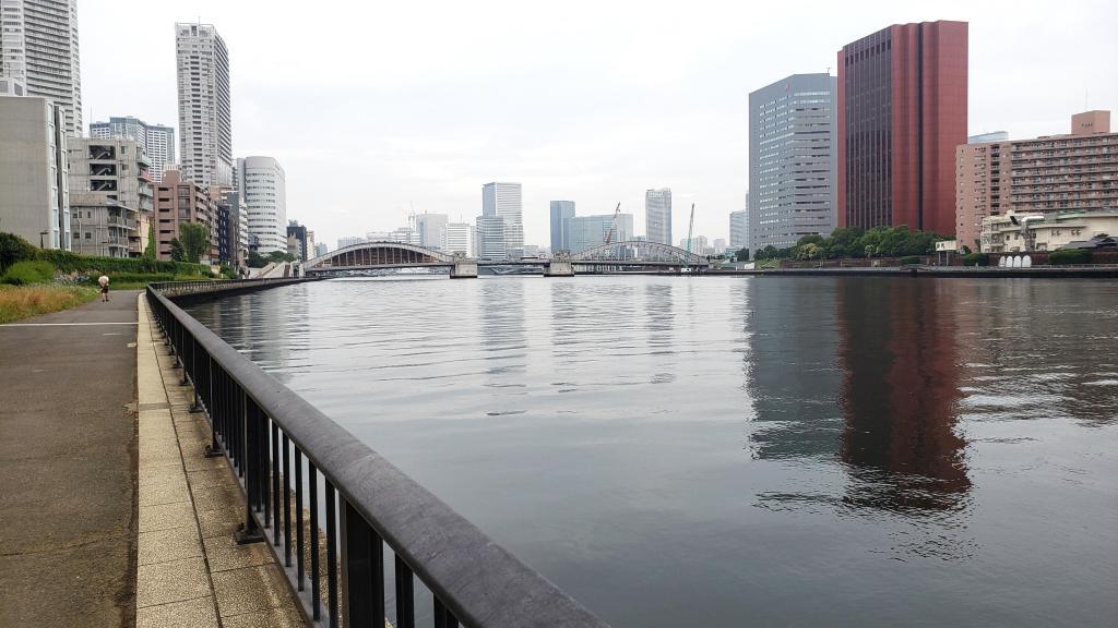  Sumida River Terrace (left bank) From Kachidokibashi to Tsukuda-ohashi Bridge