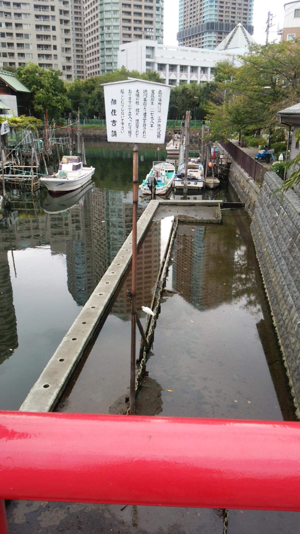  The festival of Tsukuda and Sumiyoshi-jinja Shirine
With the launch of the large banner on August 4, the Reisai Festival of Sumiyoshi-jinja Shirine, which lasts until the 7th, begins.