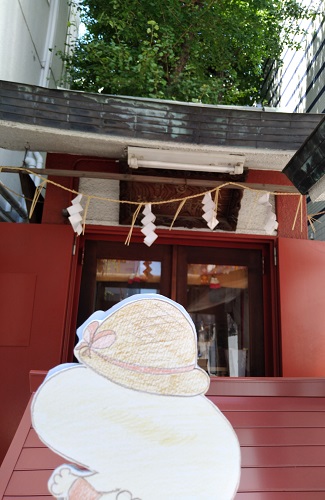  The sidewalk in Chuo-ku is interesting! 34.Momiji Street in Edo