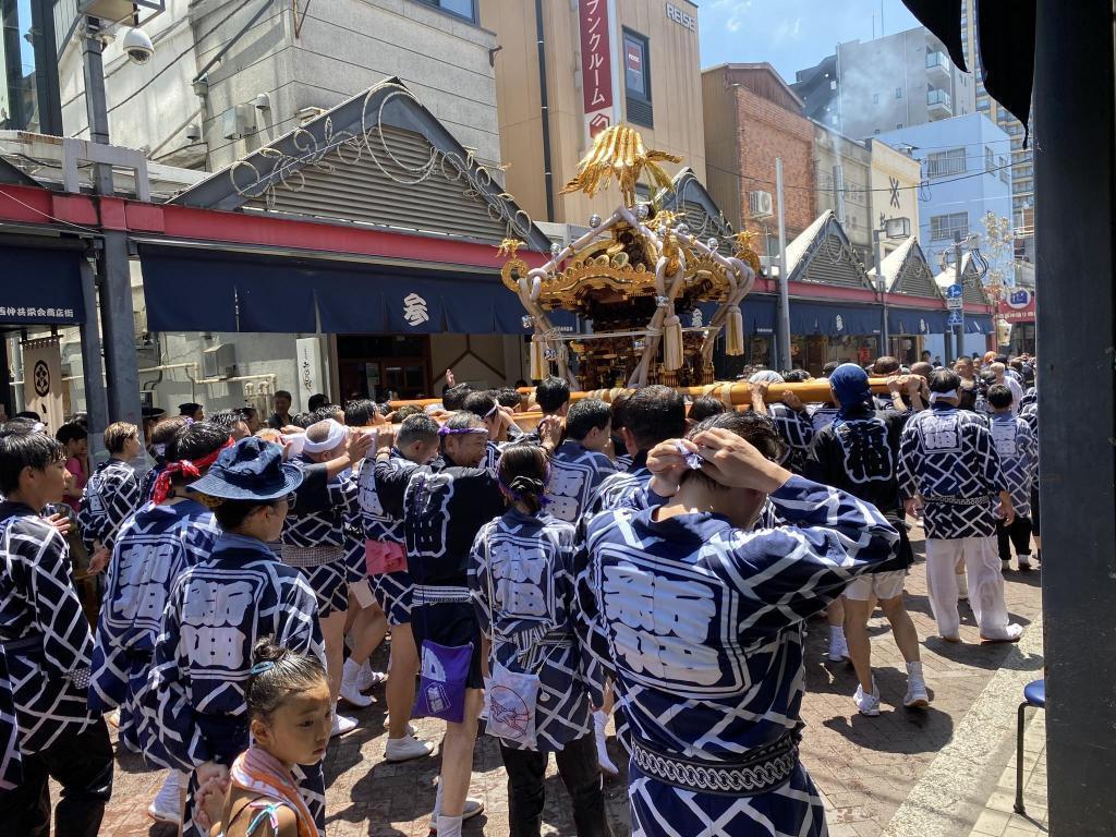  portable shrine Union imperial procession
~ Sumiyoshi-jinja Shirine Reisai Festival~