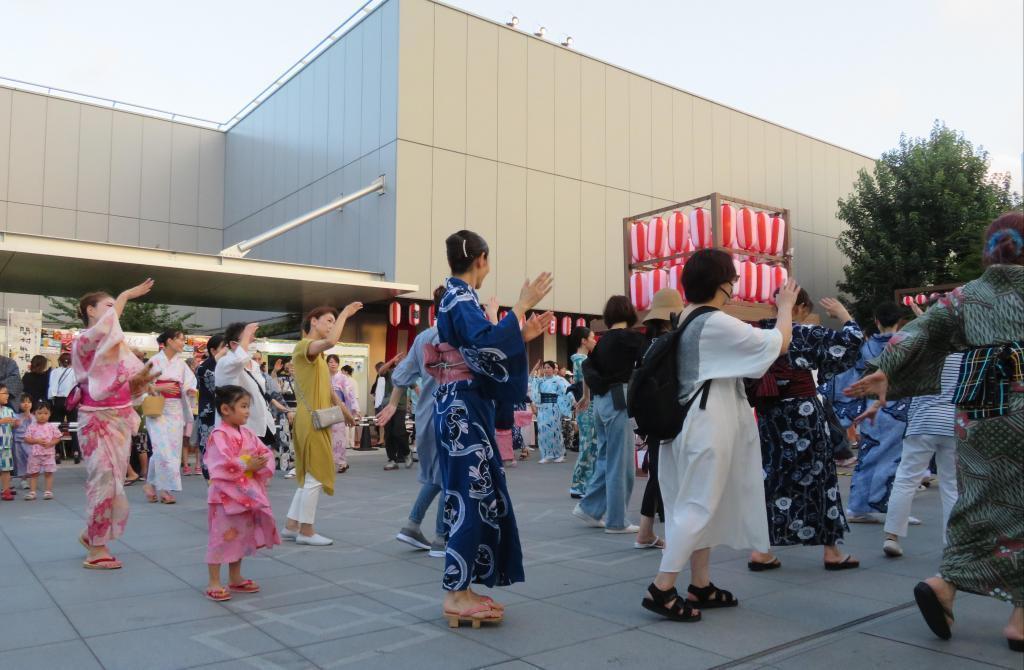  The 54th Holiday Promenade "Yukata de Ginbura"