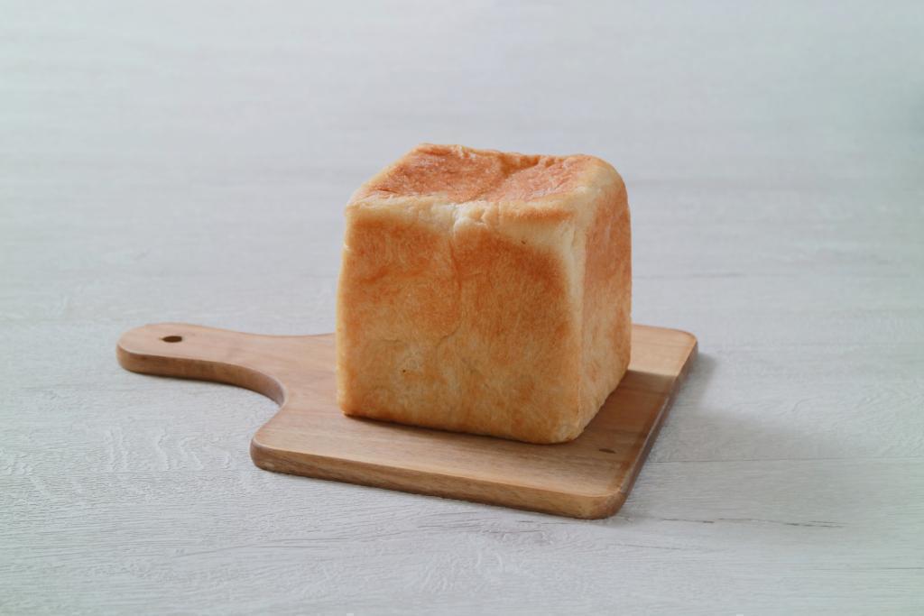  [Tsukishima] Fluffy rice bread "SHIMIZU CHEF.LAB (Shimizu Chef dot Lab)" of natural yeast