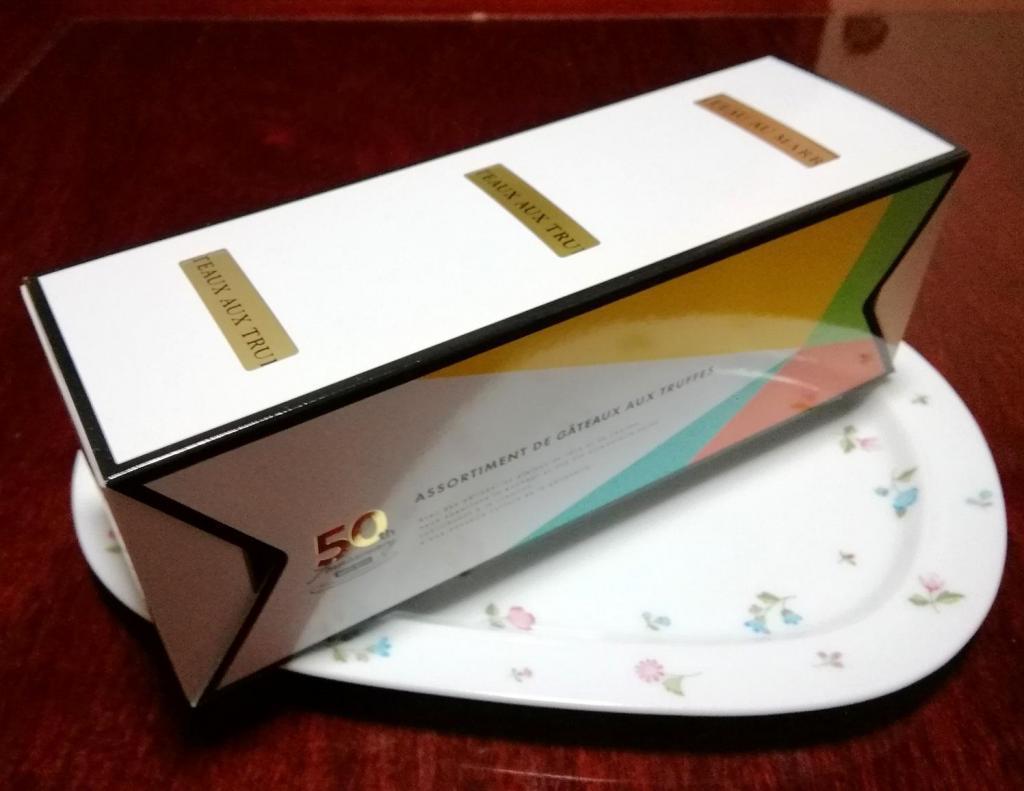 3 pieces of 50th truffle cake assortment
1,188 yen 50th assortment, etc.
　　~ Bour Mish Ginza Main Store~