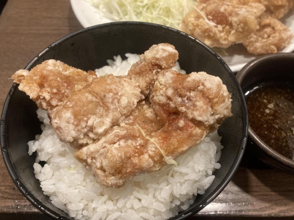  [Chuo-ku, Tokyo] It's a must-see if you like karaage! Cospa, taste, volume, all of which are best in Nihonbashi Muromachi "Kushiemon" "Yakitoriya Karaage Set Meal"