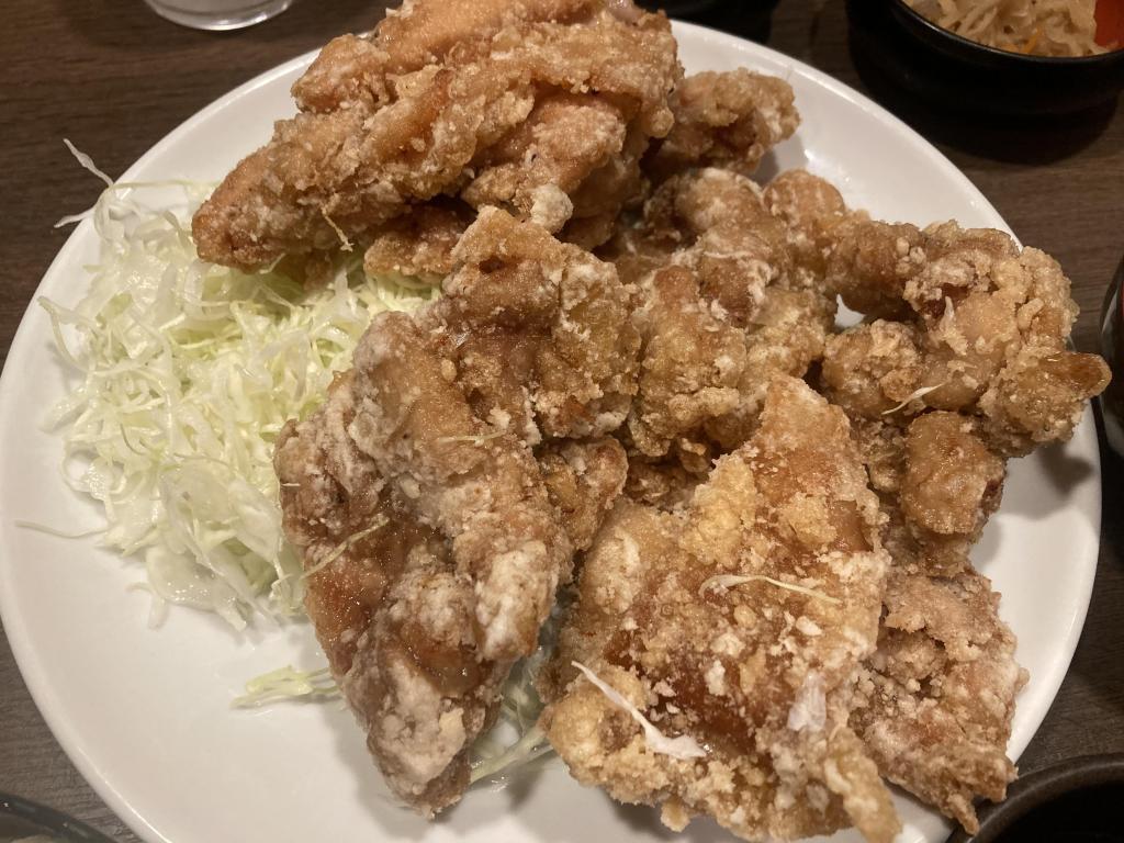  [Chuo-ku, Tokyo] It's a must-see if you like karaage! Cospa, taste, volume, all of which are best in Nihonbashi Muromachi "Kushiemon" "Yakitoriya Karaage Set Meal"