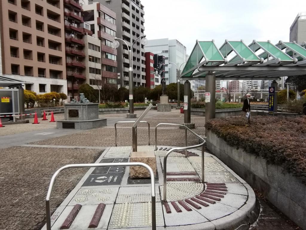 How far is Tsukiji River Ginza Park "Ginza"?
　Let's go around Ginza!　⑮
　　-Tsukiji River Ginza Park~