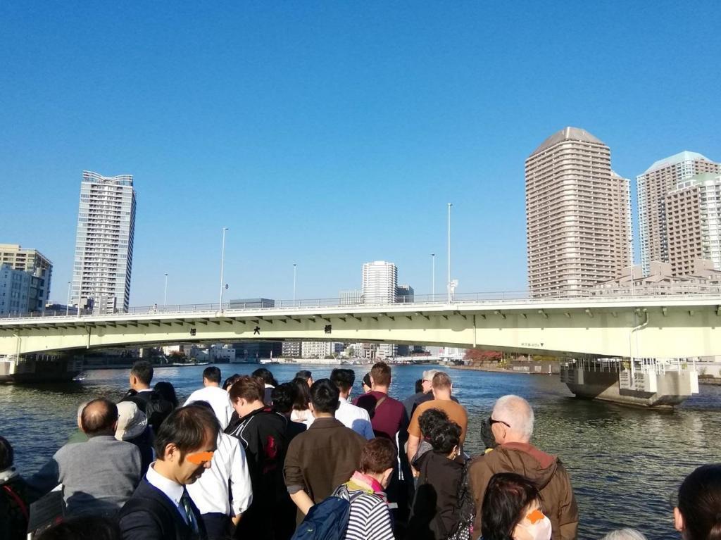 ③　Tsukuda-ohashi Bridge (passing 10:00 from departure) Waters Takeshiba　→　Asakusa Nitenmon Most cruises around Chuo-ku.
　Introducing the 9 bridges of the Sumida River (4-2)
　　Tokyo Waterside Line Asakusa / Odaiba Cruise~