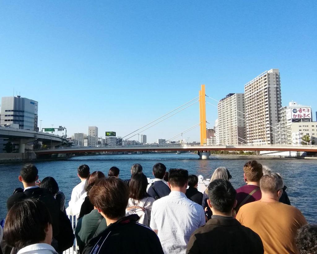 ⑧　Shinohashi
(passing 19:52 from departure) Waters Takeshiba　→　Asakusa Nitenmon Most cruises around Chuo-ku.
　Introducing the 9 bridges of the Sumida River (4-3)
　　Tokyo Waterside Line Asakusa / Odaiba Cruise~