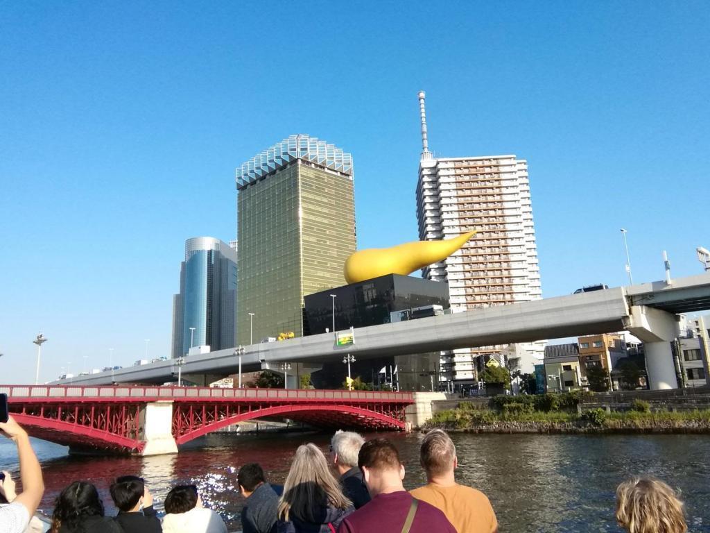 Asahi Group Headquarters Building
Object on the rooftop of Super Dry Hall (passing 34:00 from departure) Waters Takeshiba　→　Asakusa Nitenmon Most cruises around Chuo-ku.
　Introducing the 9 bridges of the Sumida River (4-4)
　　Tokyo Waterside Line Asakusa / Odaiba Cruise~