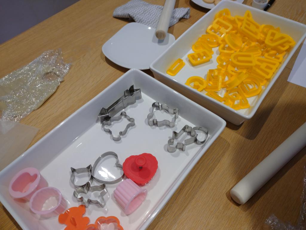 It's fun to cut the mold. ♪ "Gluten-free decoration cookies" made by everyone! ＠Hama House