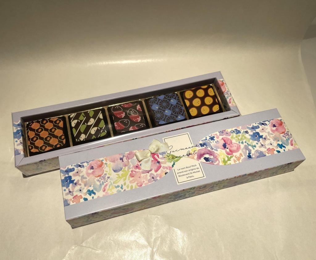 Gimove chocolat
5 pieces
1,080 yen Happy Valentine's Day
　Mr. Bour Mish's Valentine gift
　　~ Bour Mish Ginza Main Store~