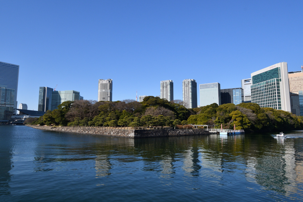 View from Temporary Road Hamarikyu Onshi Garden view from the temporary road along the Tsukiji River