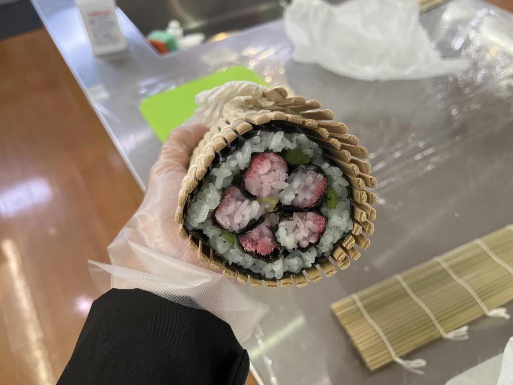  It's a one-time course, so it's easy to participate and learn from professionals!
A cooking class at Tsukiji Outer Market. Next time on April 3rd, tempura!