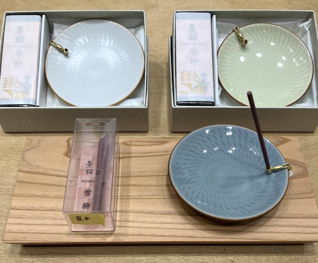 Flying plane incense plate set
6,930 Yenso kilns enjoy curiosity
　　~ Nihonbashi Kiya Main Store izutuki~