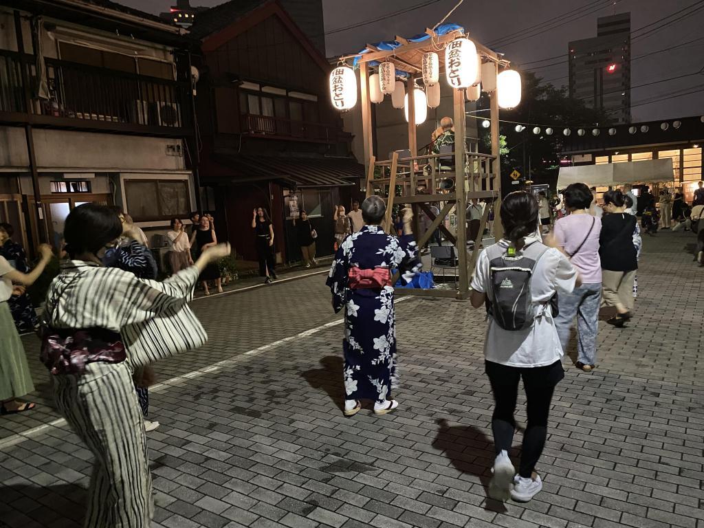  Bon Odori on Tsukuda Island      ~ Keep history and tradition ~