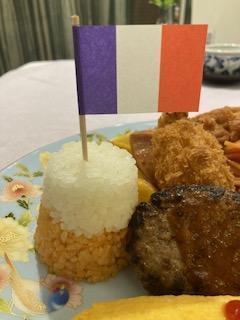 The Meaning of Rice and the Standard Flag "Miko-sama Western Food" served at the restaurant at the Children's Lunch Nihonbashi Mitsukoshi Main Store originated.
