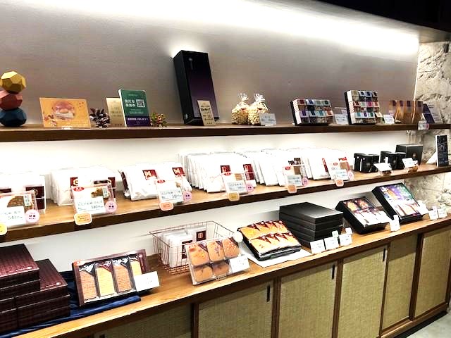  Eat-in at Ginza Matsuzaki Senbei!