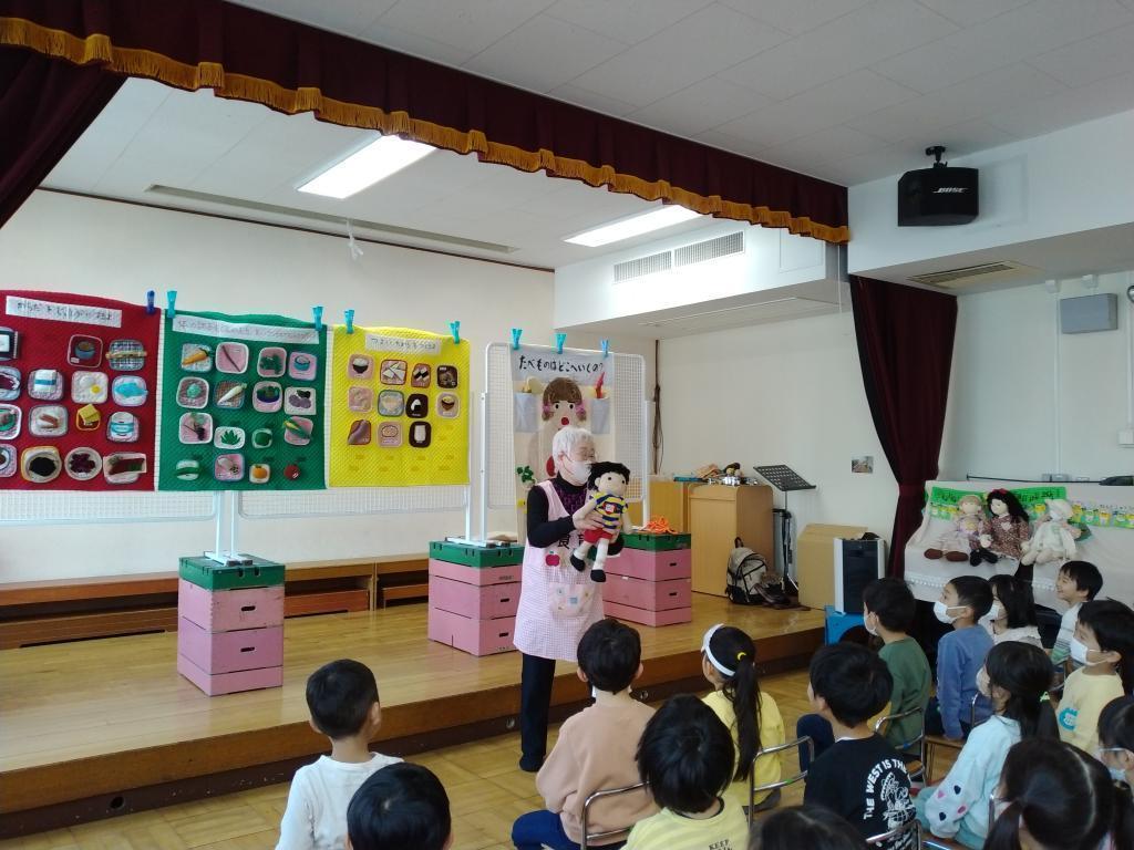 What happens if we eat food groups biasedly? Chuo Ward Kindergarten Shokuiku Classroom Nobuko Itarashiki's 20-year initiative and Tsukishima Daiichi Kindergarten