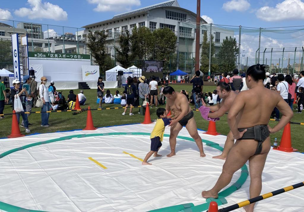 Sumo experience by Arashio Room Sumo wrestler The 36th “Kumin Sports Day”