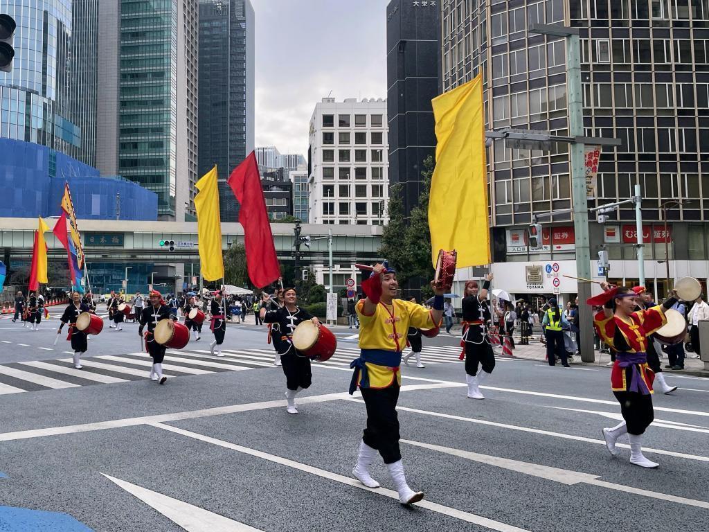 Ryukyu Kokusai Festival Taiko Tokyo Branch (Okinawa Prefecture) 51st Nihonbashi Kyobashi Festival-Countries Traffic Parade and Country Traffic Market-