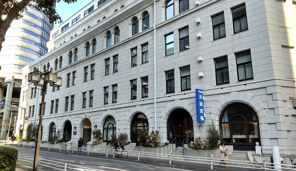  To Historic buildings selected by the Tokyo Metropolitan Government