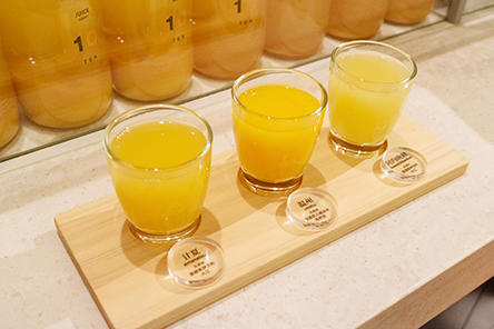  [Ginza 6-chome] "10FACTORY" is the only shop outside the prefecture from Ehime, a citrus kingdom.