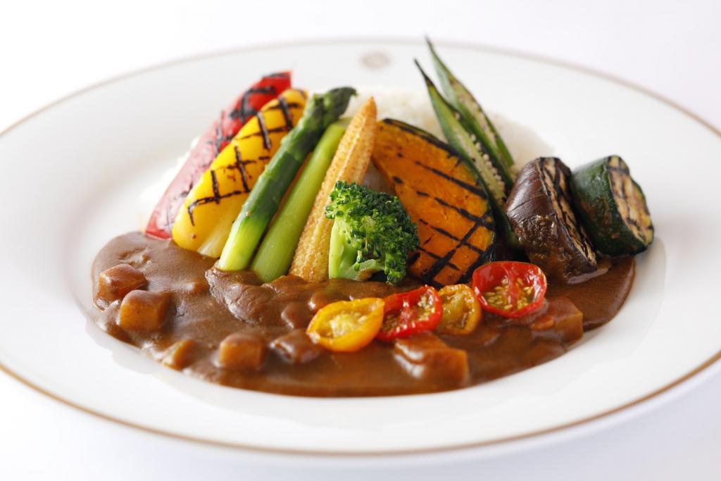 Curry rice with colorful vegetables
2,430 yen (tax included) 2019 Summer GINZA Curry Fair ~ Shiseido Parlour ~