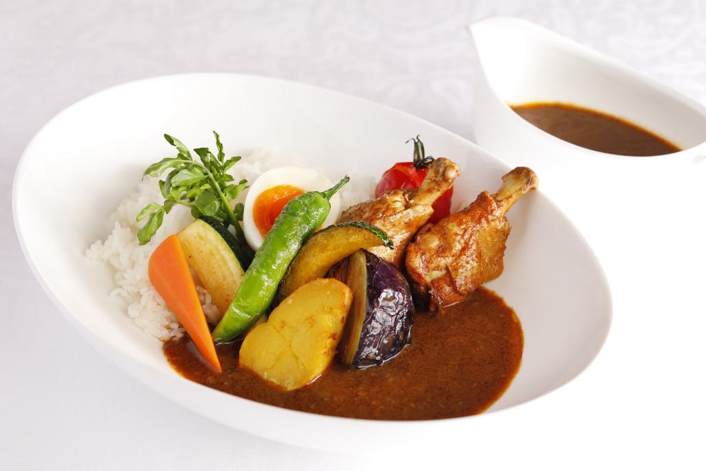 Wakayama Prefecture's "Kishu Umedori" brace and summer vegetable soup curry 2,900 yen (tax included) 2019 Summer GINZA Curry Fair - Shiseido Parlour ~