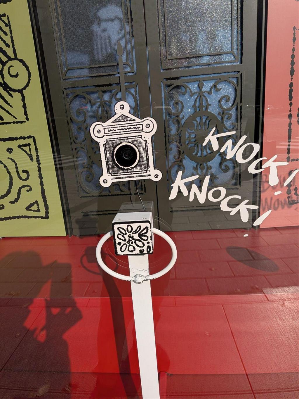 This year, Knock!　Ｋｎｏｃｋ！ ”
 Every year, but this year is different.