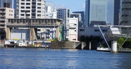 Kamejima River Sluice Gate and Minami Takahashi Sumida River Landscape