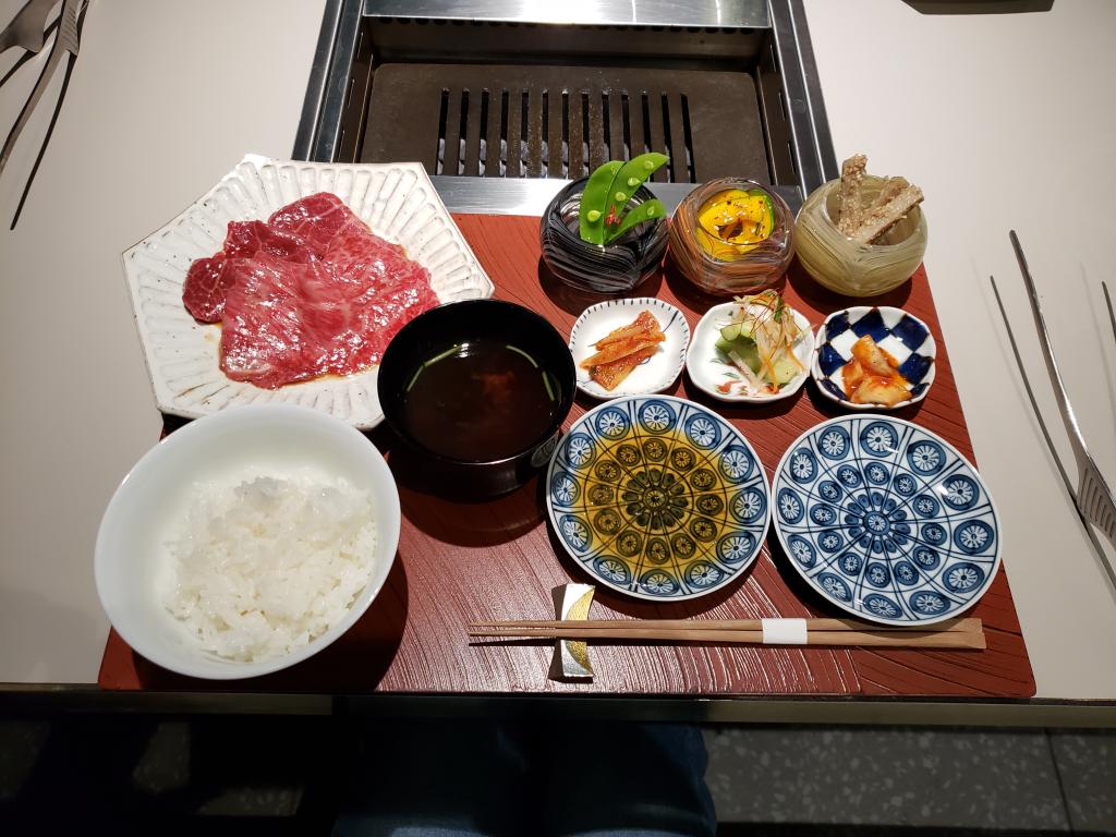  A luxurious lunch at Ginza Yakiniku salon de AgingBeef (Salon de Aging Beef)!