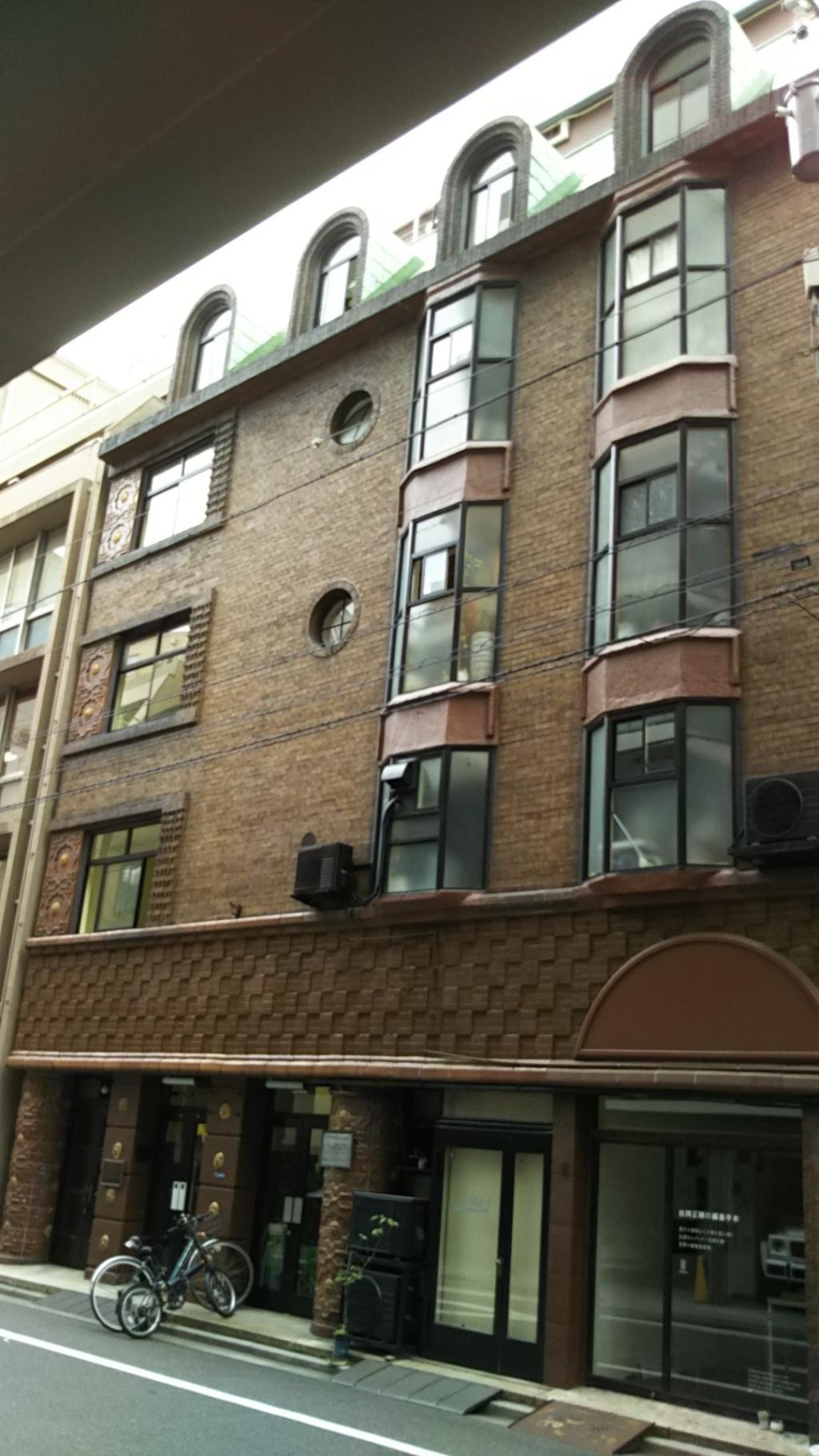  Historic buildings in the vicinity of Kyobashi Park
"Onoya Sohonten, Suzuki Building, Sushi Ishijima"