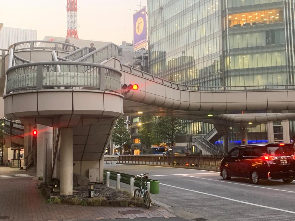 Showa-dori Ginza Pedestrian Bridge (Tokimeki Bridge) Whole Museum: Free bus course (second half)