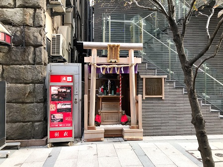  The annual tour of the shrines in Ginza