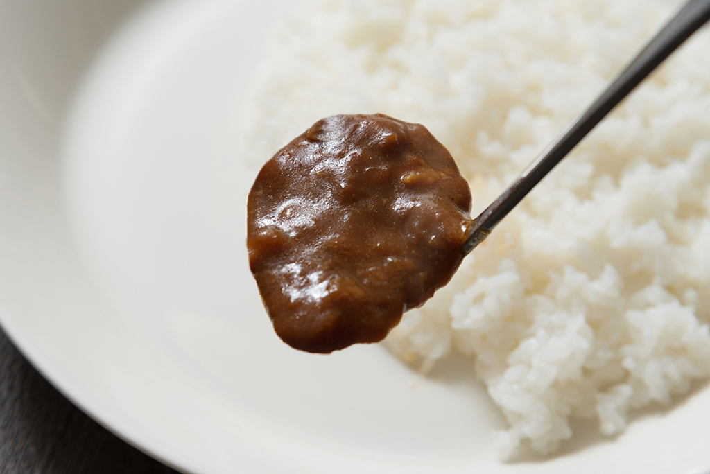  [Taste of Chuo-ku] "Ginza Curry", a luxurious traditional Western dish with a single plate