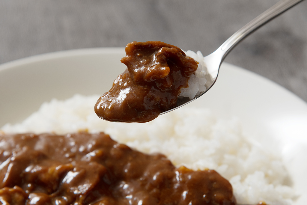  [Taste of Chuo-ku] "Ginza Curry", a luxurious traditional Western dish with a single plate